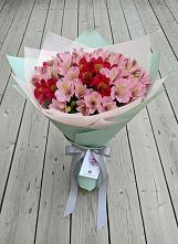 Букет цветов из:  Альстромерии #REPLACE_PRED# Шемышейке