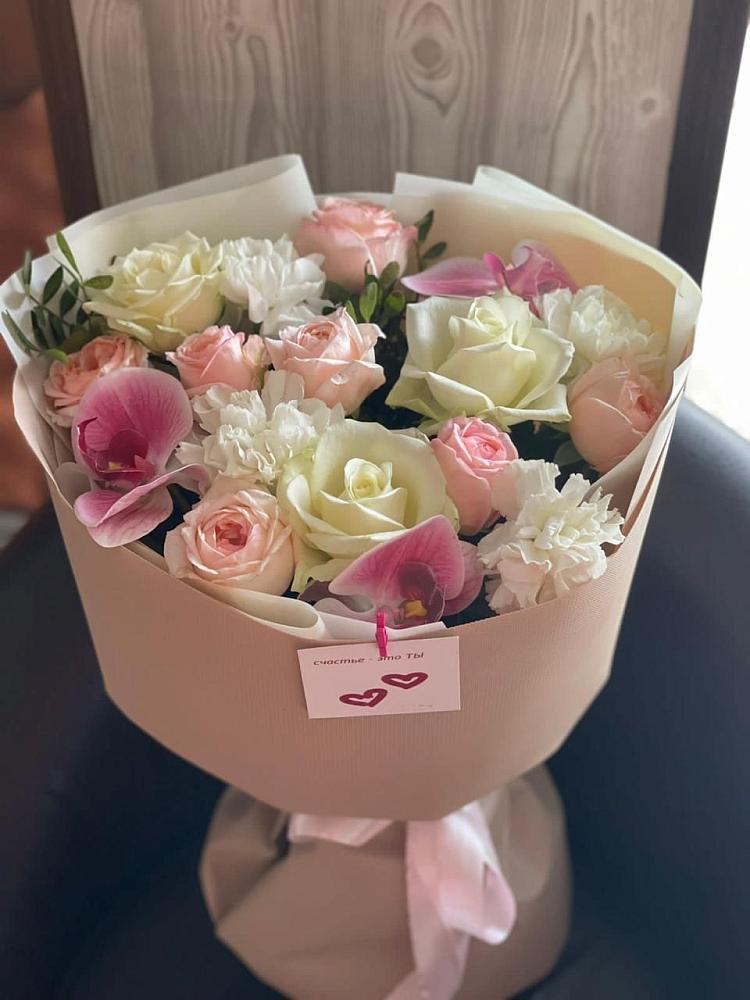 Букет цветов из: Орхидеи, Розы и Гвоздики в Шемышейке