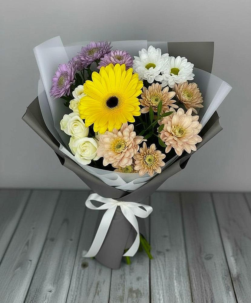 Букет цветов из: Розы, Герберы и Хризантемы в Шемышейке