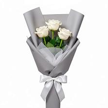 Букет 3 белые розы в Шемышейке