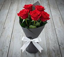 Букет 5 Красных роз Эдлесс Лав #REPLACE_PRED# Шемышейке