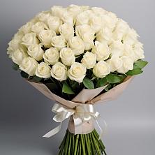 Букет 101 беля роза Белоснежка в Шемышейке